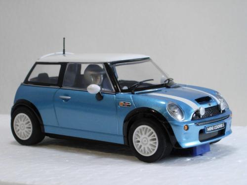 Mini Cooper S Electric Blue